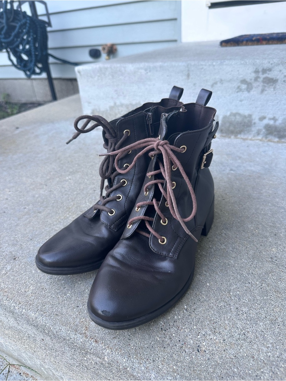 Kelly and Katie Jania Women’s Lace-Up Combat Boots - 8